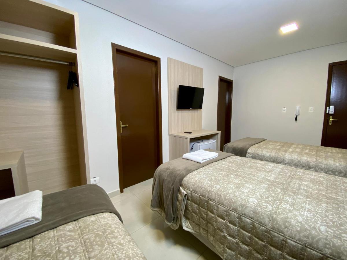 Edificio Shalfa Apartment ฟอสดูอีกวาซู ภายนอก รูปภาพ
